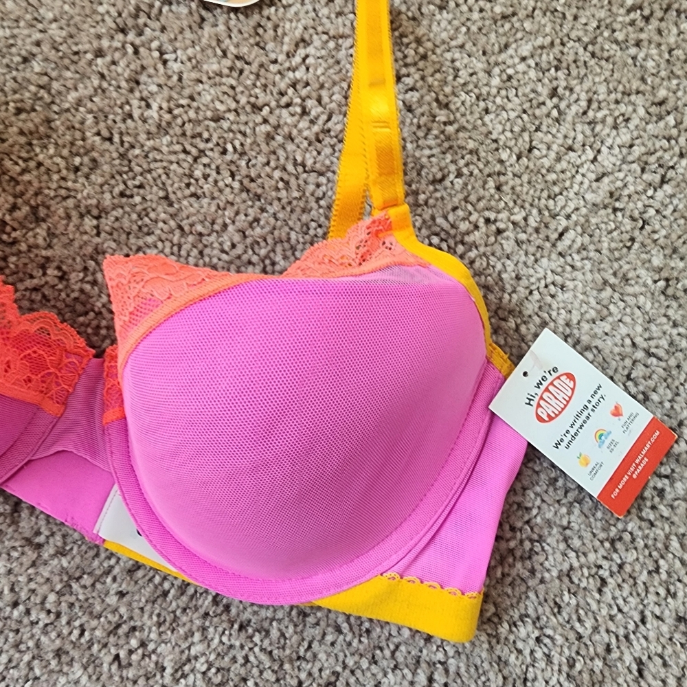 Bra - Picture 10 of 15
